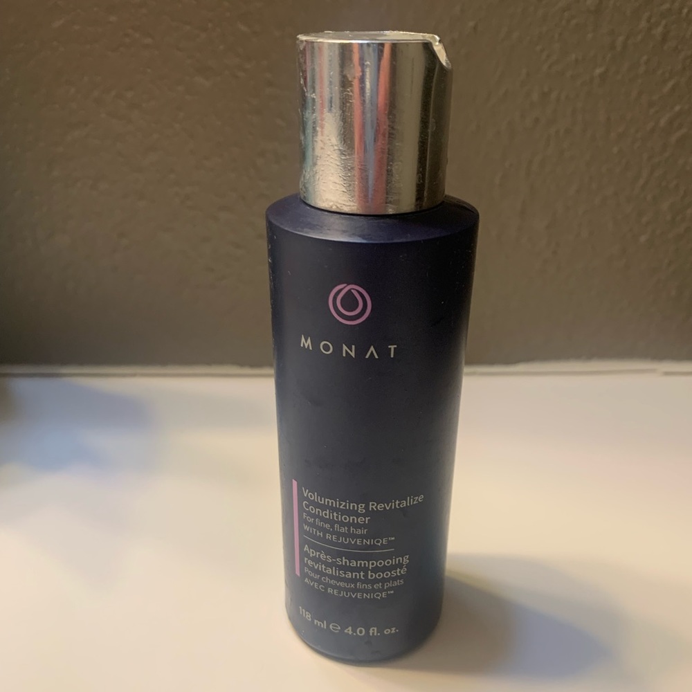 Monat volumizing conditioner